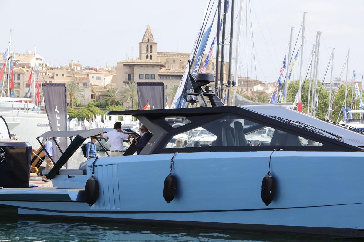 Luxusyachten, Gedränge und große Geschäfte; So war der Auftakt der Palma International Boat Show