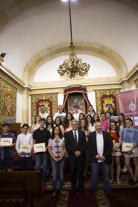 Premio de la fase asturiana de la Incubadora de Sondeos y Experimentos