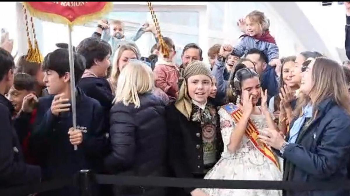 Celebración de la falla Espartero al conseguir el Ninot Indultat Infantil 2026 de las fallas de València