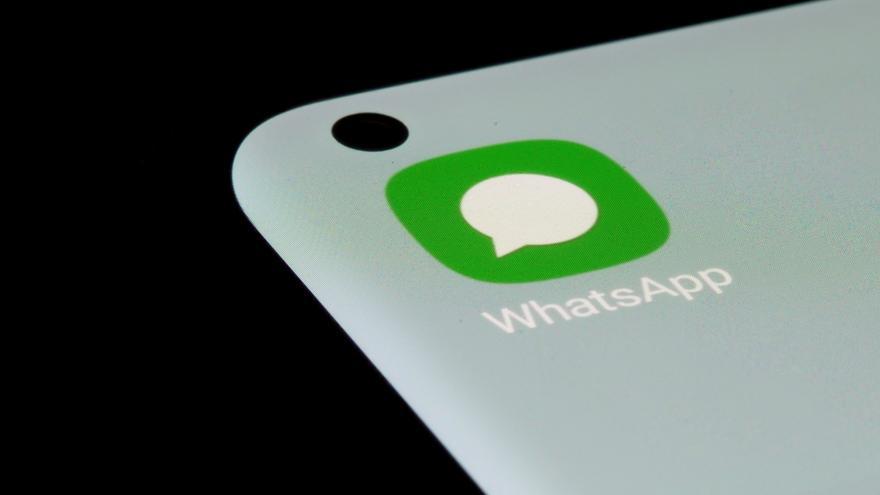 La estafa que busca robar tu cuenta de WhatsApp con un SMS