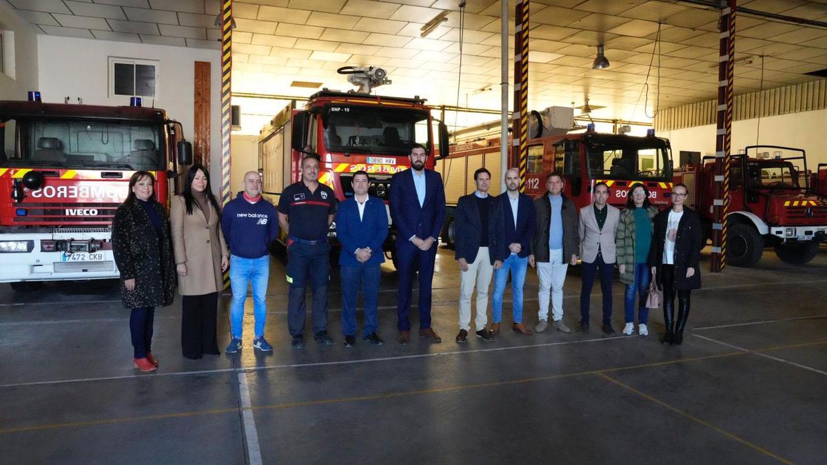 José Ángel Antelo visita el Parque de Bomberos de Molina de Segura.