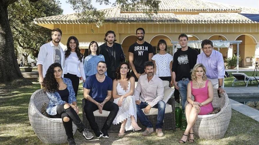 Antena 3 rueda ya la segunda temporada de &#039;Mar de plástico&#039;