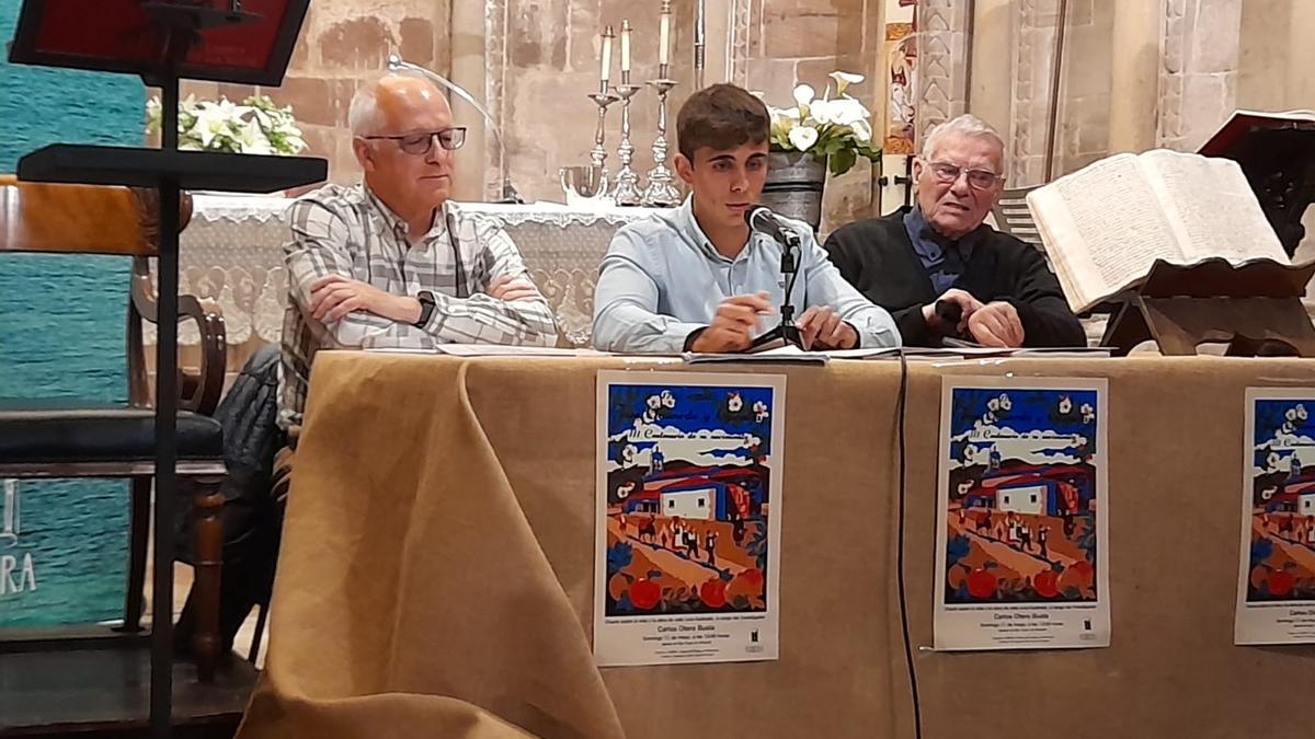 Por la izquierda, Ángel Valle, Carlos Otero y Carlos Capellán, durante la charla.
