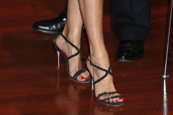 Letizia Ortiz con zapatos de Carolina Herrera
