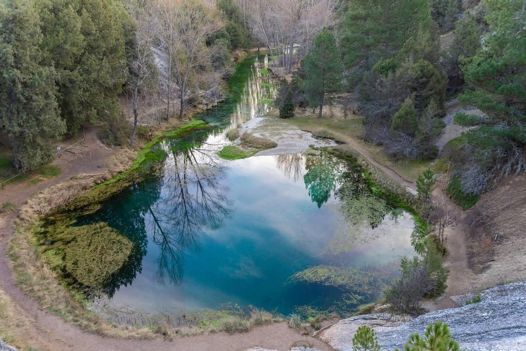 La Fuentona es un curioso nacimiento de aguas cristalinas