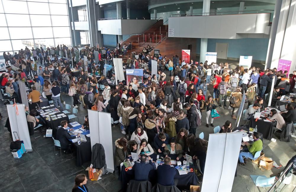 Treinta y cinco universidades echan sus redes en Vigo