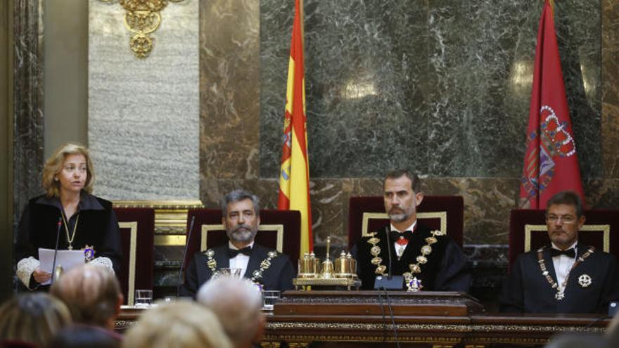 Madrigal alerta del "total desprecio" de los independentistas por la Constitución