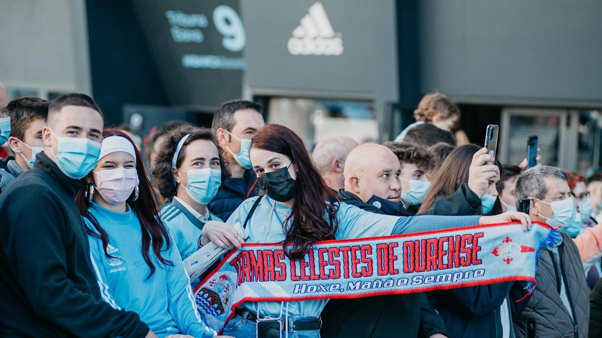 Ambiente previo al Celta-Barcelona