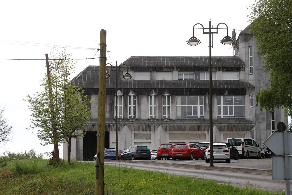 L'Ayuntamientu de Corvera, en Nubleo.