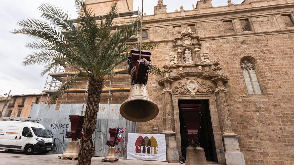 Las campanas de los Santos Juanes vuelven a casa