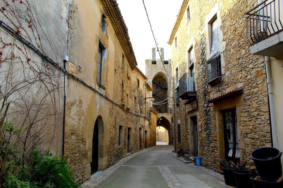 Palau-Sator, una de las joyas medievales de Cataluña por descubrir