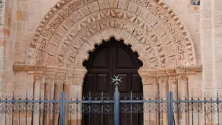 El detalle de una iglesia de Zamora al que no debes mirar... si no te quieres casar