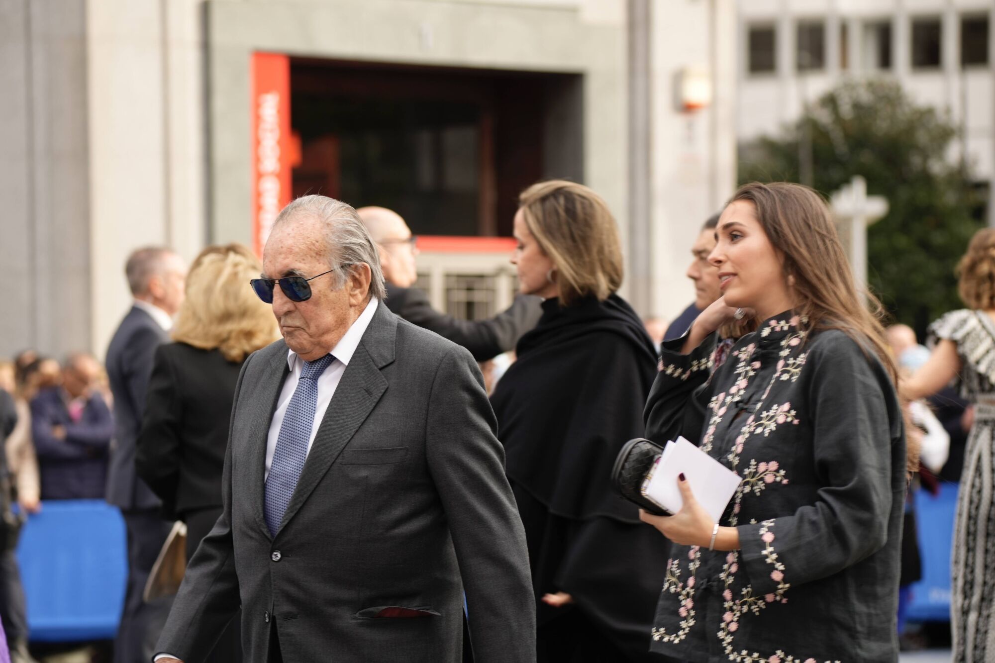 Así fue la llegada de los invitados a los premios "Princesa de Asturias" y su paso por la alfombra azul