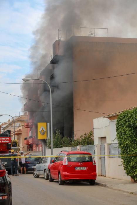 Feuer zerstört Werkstatt in Palmas Vorort Son Ferriol