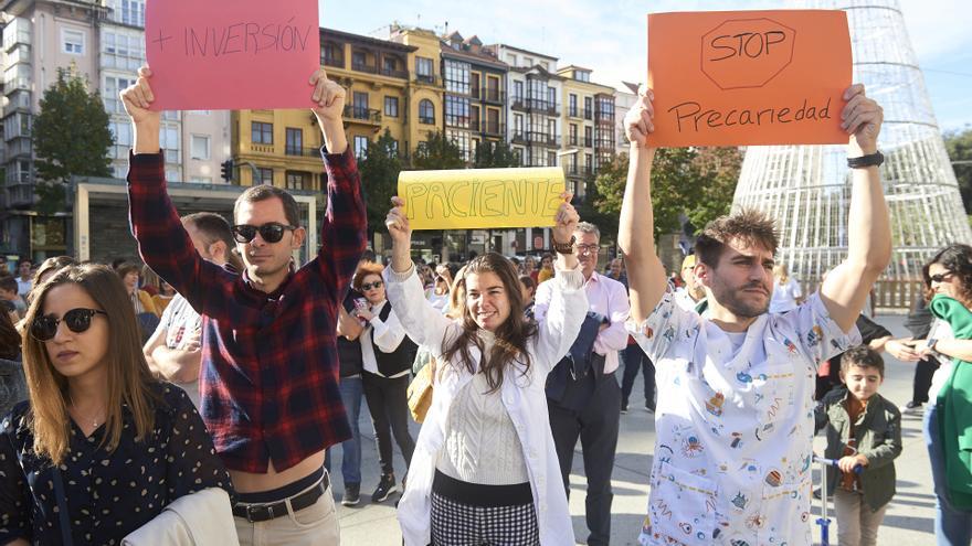Los médicos de Cantabria acuerdan aplazar la huelga en Atención Primaria
