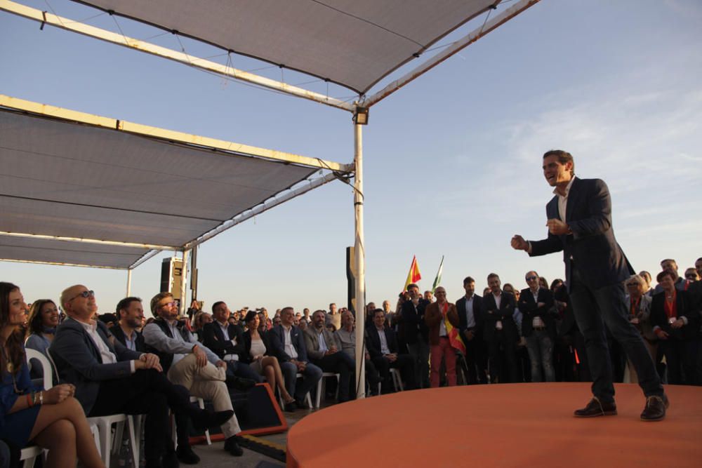 Ciudadanos ha elegido la capital para celebrar un mitin en los Baños del Carmen, encabezado por su candidato a la Presidencia de España, Albert Rivera, que ha presentado sus credenciales políticos