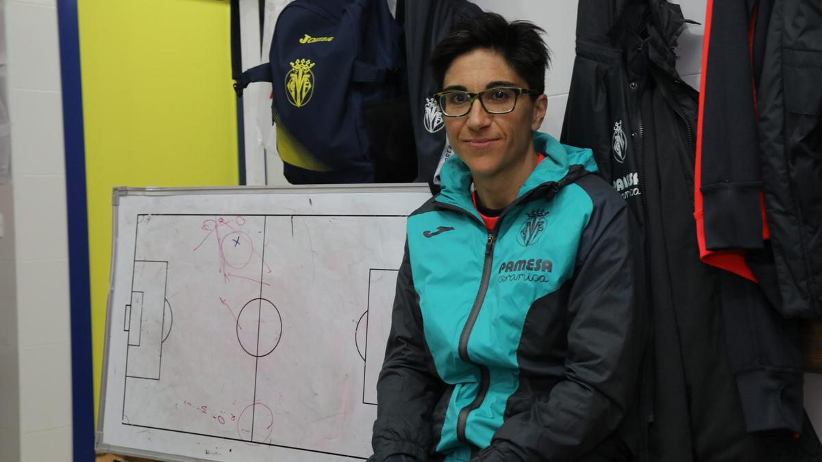 «Hoy en día el fútbol femenino, tácticamente, es buenísimo»