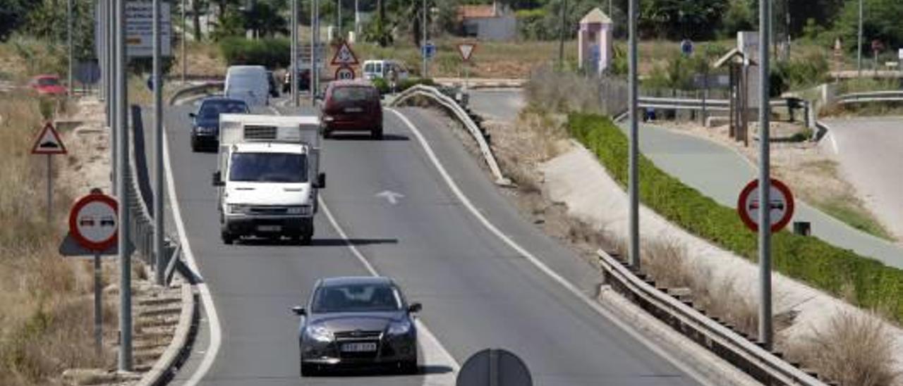 Carcaixent ve irresponsable que el Consell paralice la autovía a Alzira sin consultarle