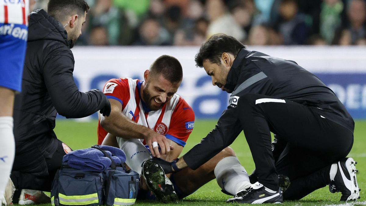 David López, en el moment de la seva lesió