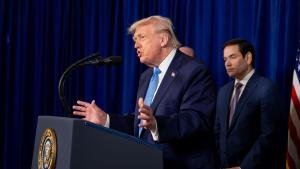 La brúixola  de Trump: afecte i diners