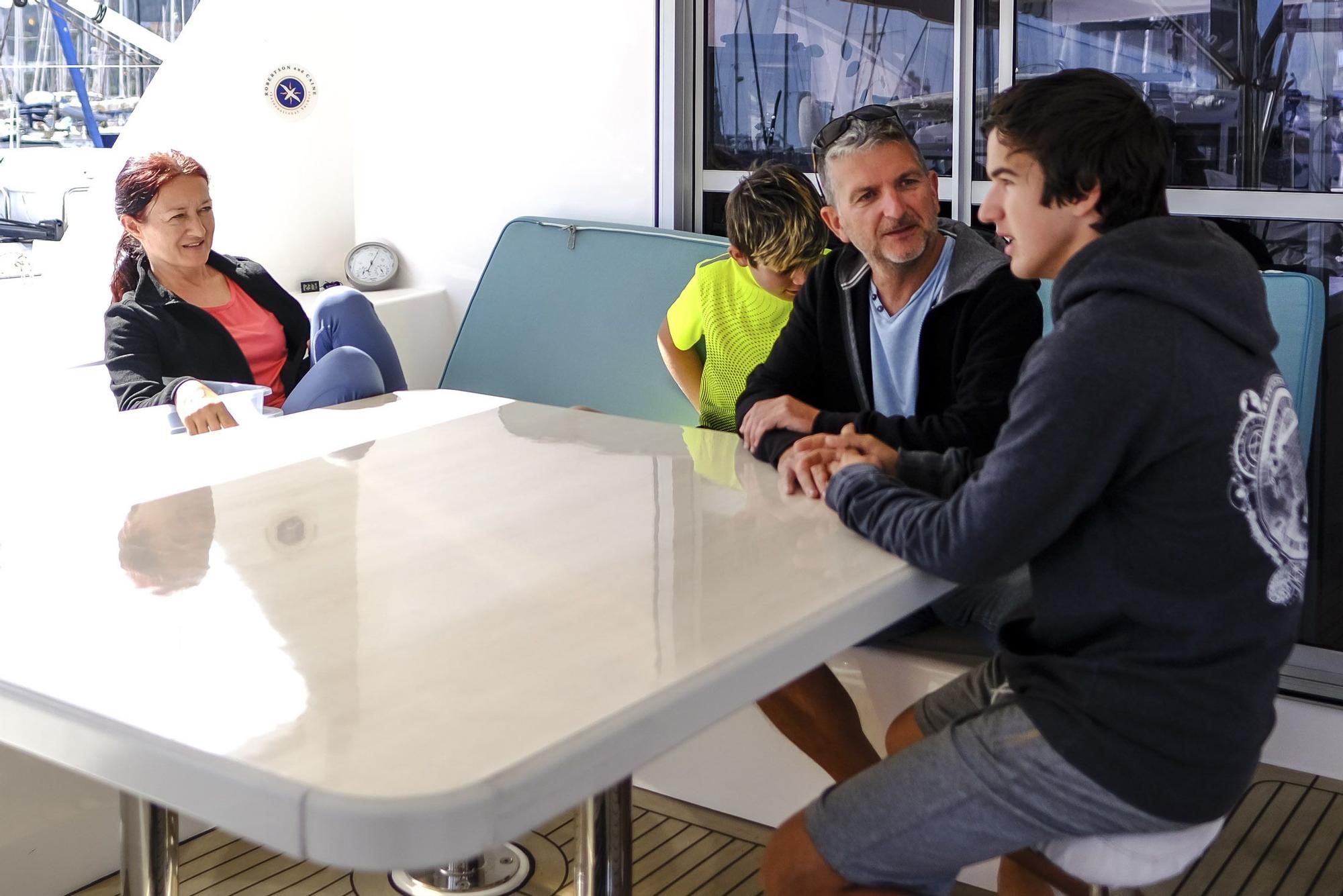 Preparativos para la salida de la tercera de las regatas ARC en Las Palmas de Gran Canaria