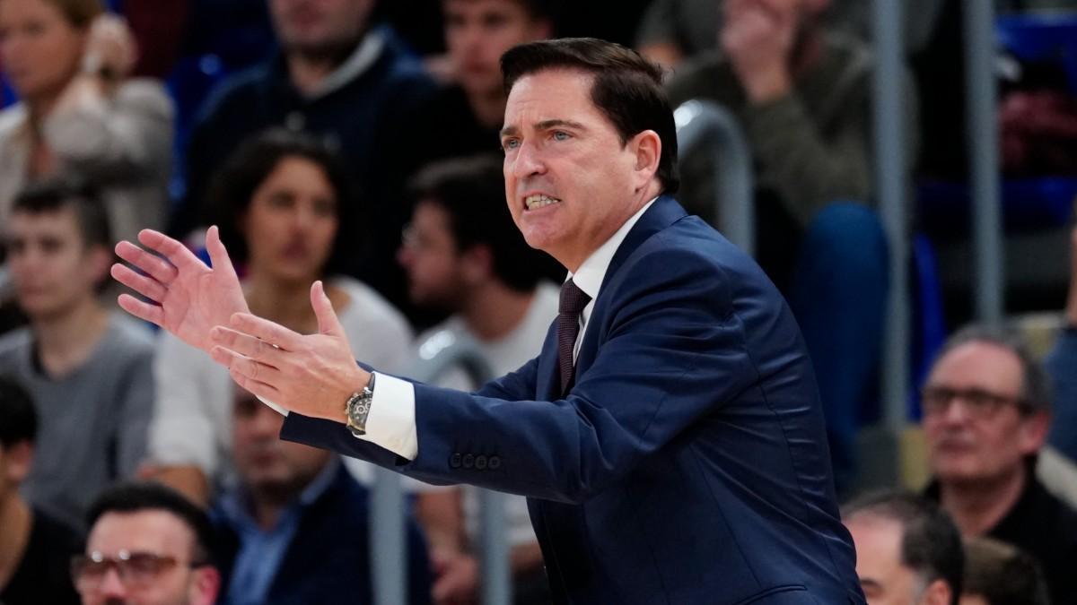 Xavi Pascual, en el partido de Euroliga ante Fenerbahçe