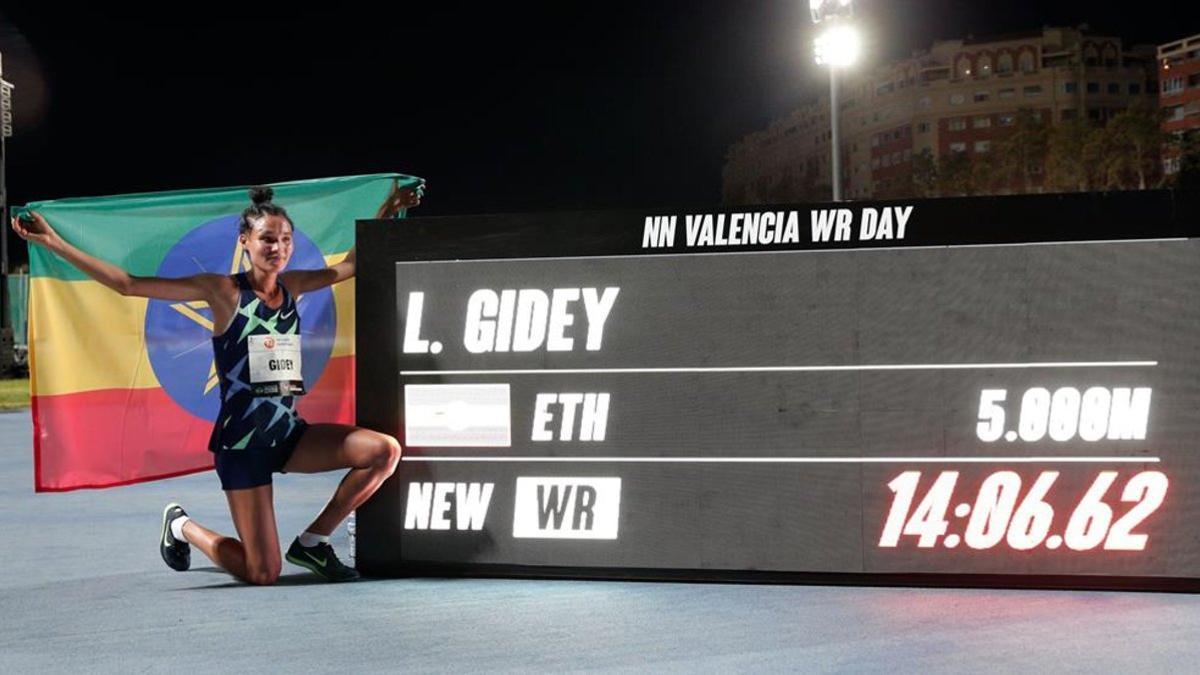 Letensebet Gidey ha hecho historia en Valencia