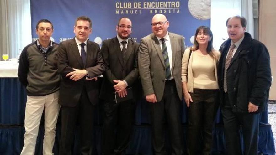 La Plataforma pel Comerç estuvo en el Club Manuel Broseta