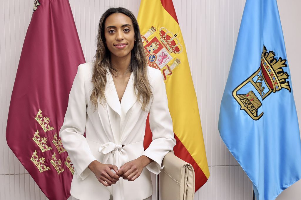 Las imágenes de la moción de censura en Alhama de Murcia