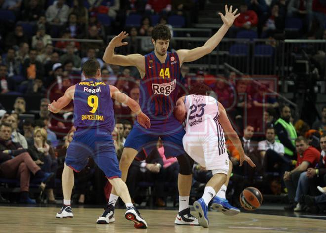 Barça Regal 67 - Real Madrid 74