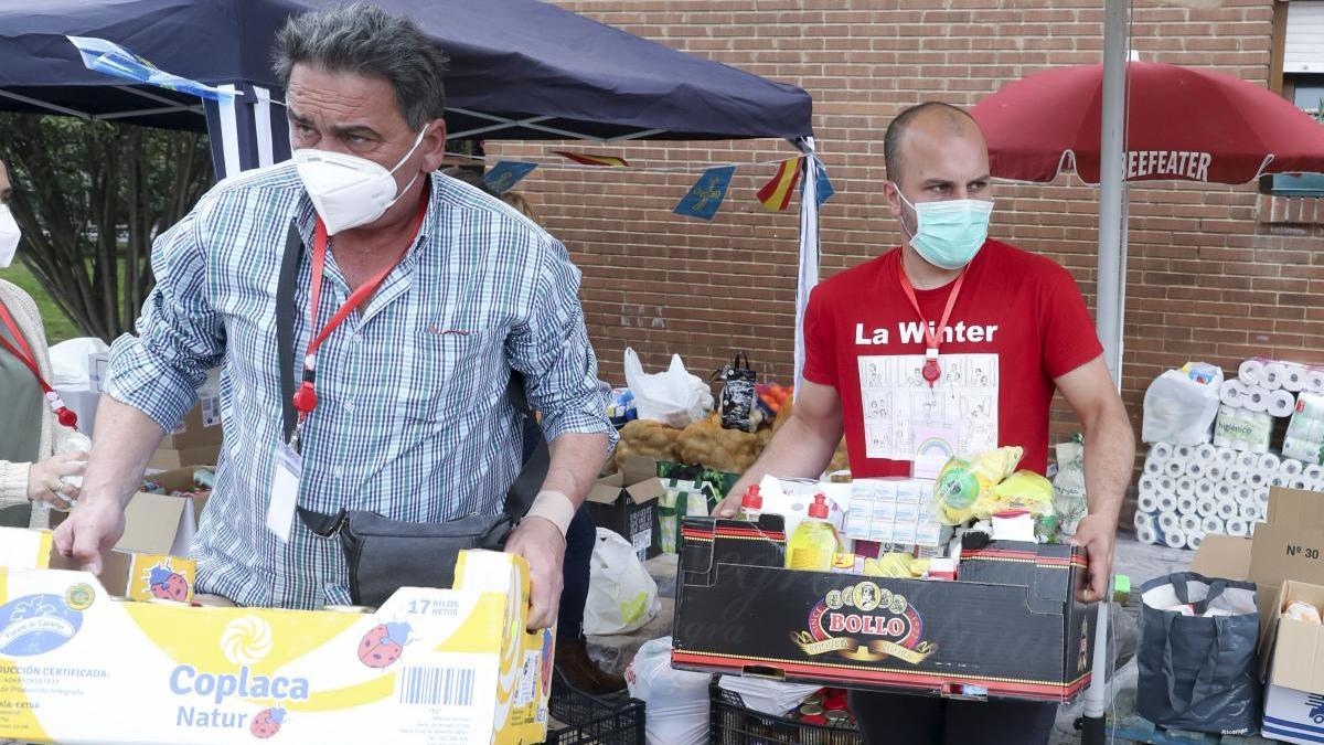 Recogida de alimentos en La Camocha