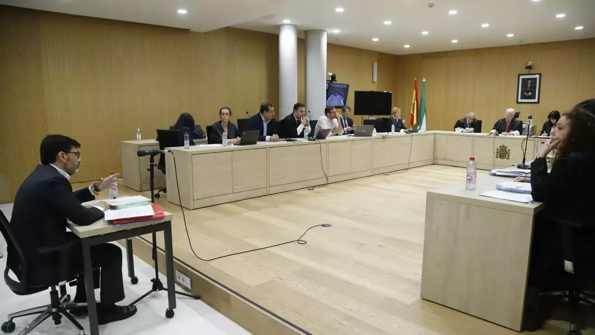 Jesús León: «Todo el dinero que salió del club regresó al Córdoba CF»