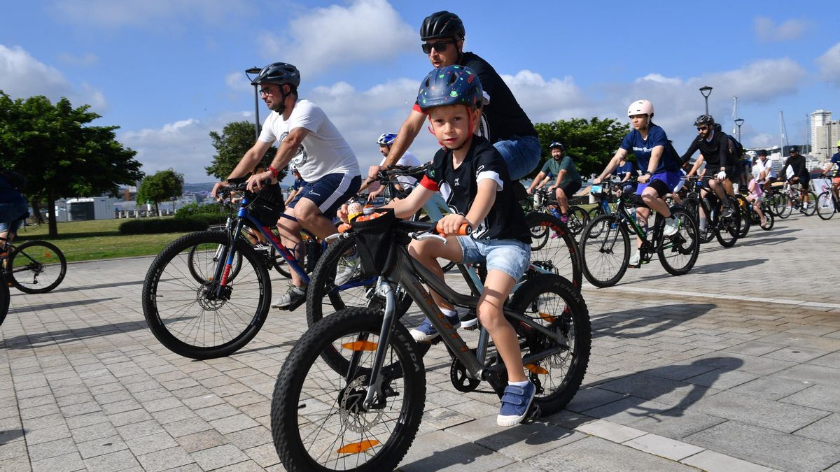 A Coruña celebra el Día de la Bicicleta