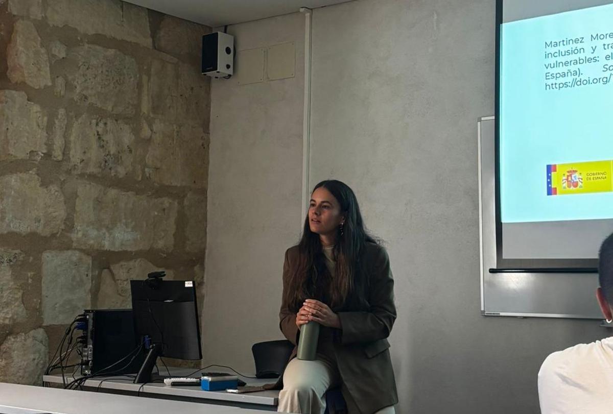 Alicia Martínez Moreno, doctoranda de la Universidad de Alicante, obtiene el Premio Nacional de Juventud 2025 en la categoría de Deporte