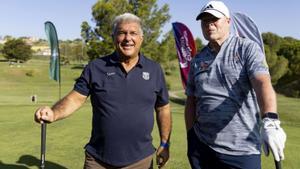 La pau arriba en el golf