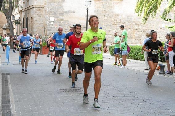 9.000 Läufer aus 49 Ländern gingen am Sonntag den 15.10. an den Start. In der Marathon Disziplin gingen die Deutschen leer aus.