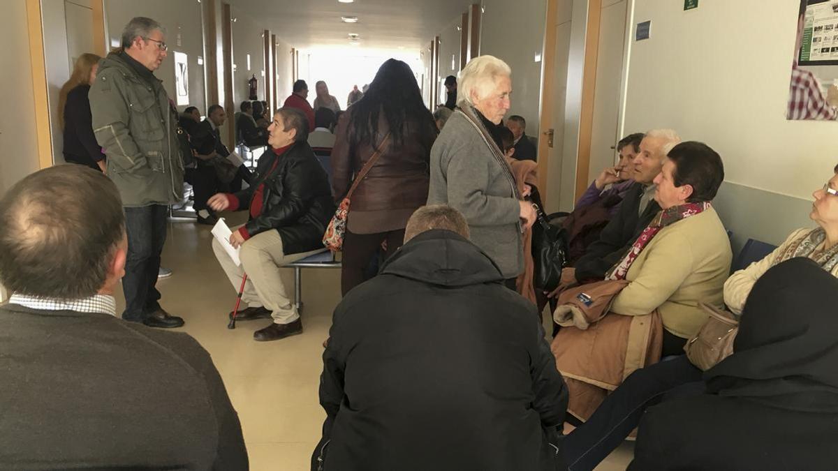 Una sala de espera del Centro de Especialidades de Benavente.