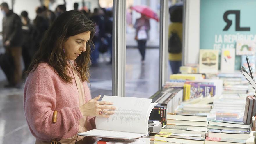 Cabra celebra el Día del arte y el Día del libro con un programa cultural