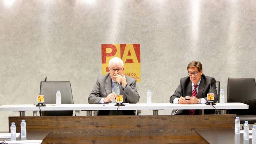 Aliaga y Biel se enfrentan por la configuración de la lista de Teruel