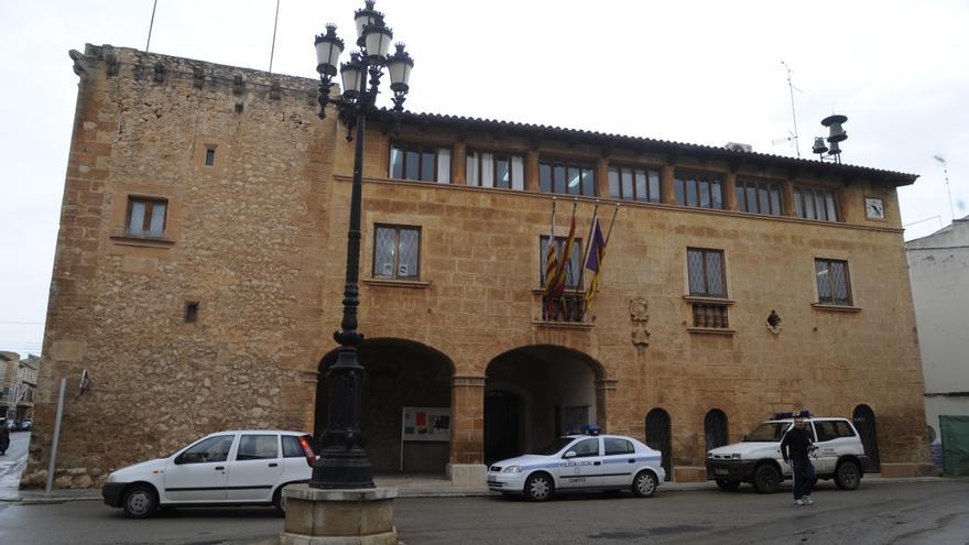 El Ayuntamiento de Campos reconoce irregularidades pero defiende la actuación del concejal Sebastià Sureda