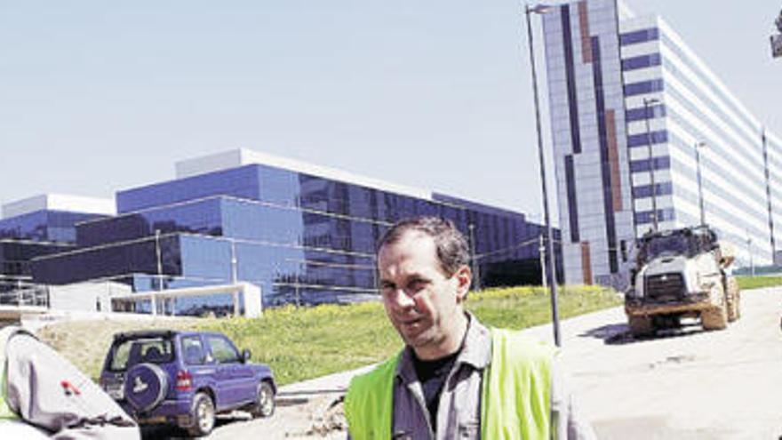 El equipamiento del nuevo Hospital está listo en un 75%, asegura el Gobierno asturiano saliente