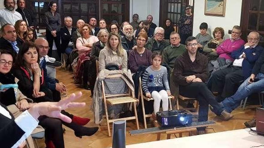 Reunión de Galp Ría de Pontevedra, ayer, en la Finca de Briz. // S.A.