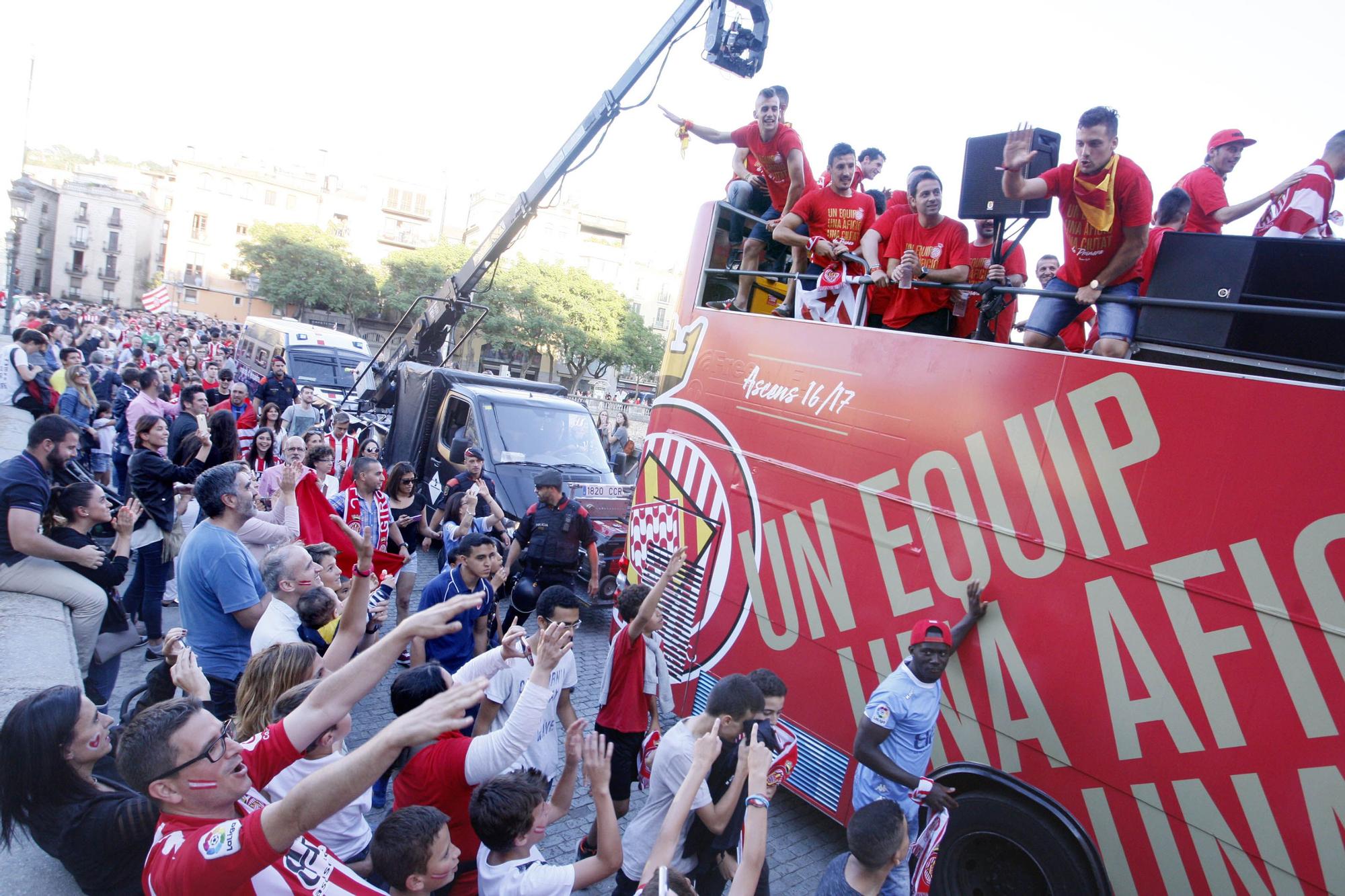 L'endemà es va celebrar una rua per la ciutat