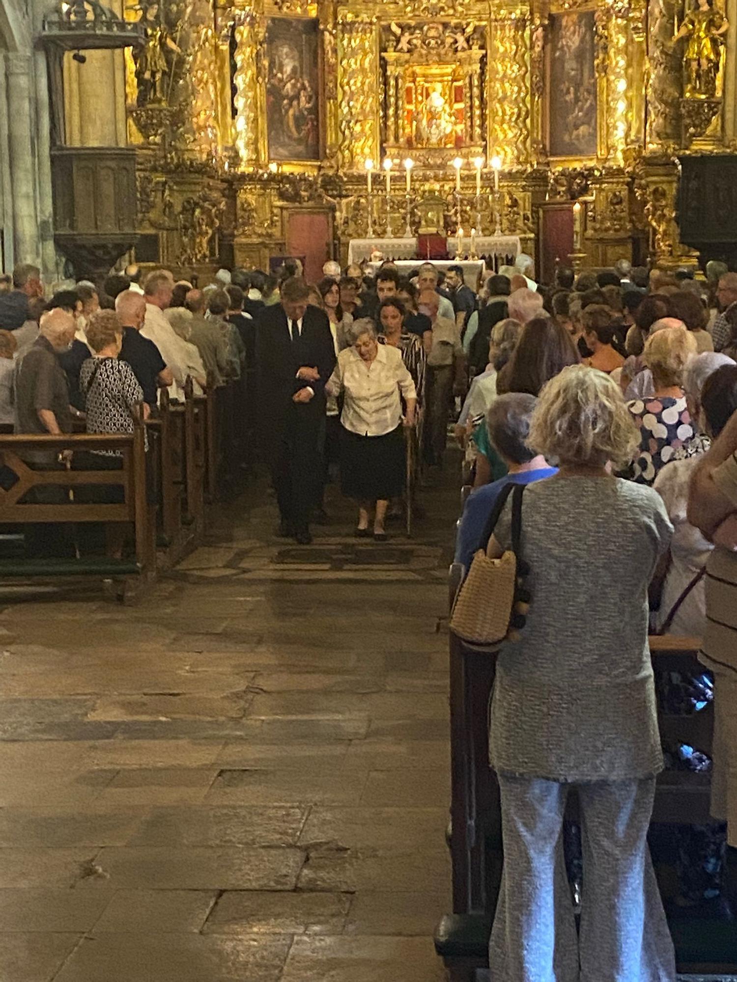 El funeral del padre de Ximo Puig, en imágenes