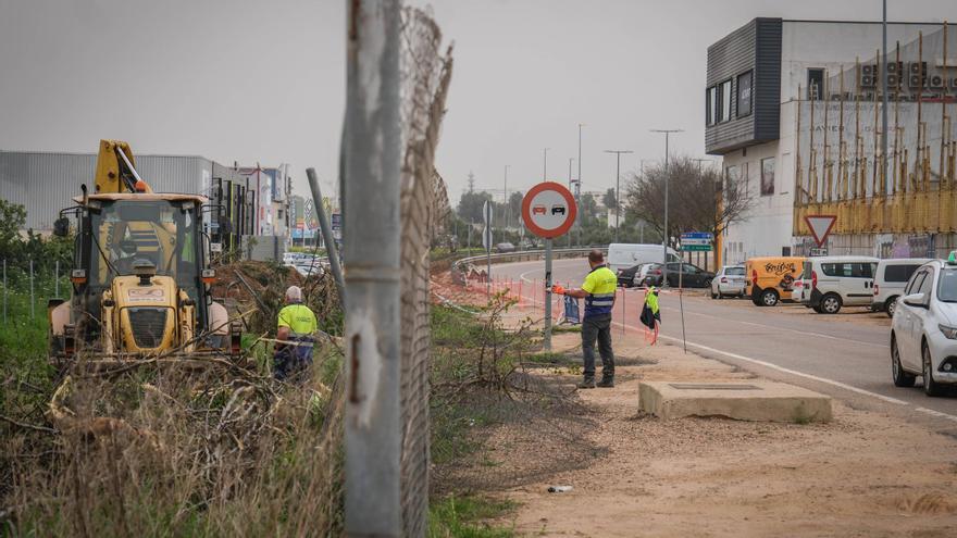 Empieza la obra de urbanización del final de Ricardo Carapeto en Badajoz