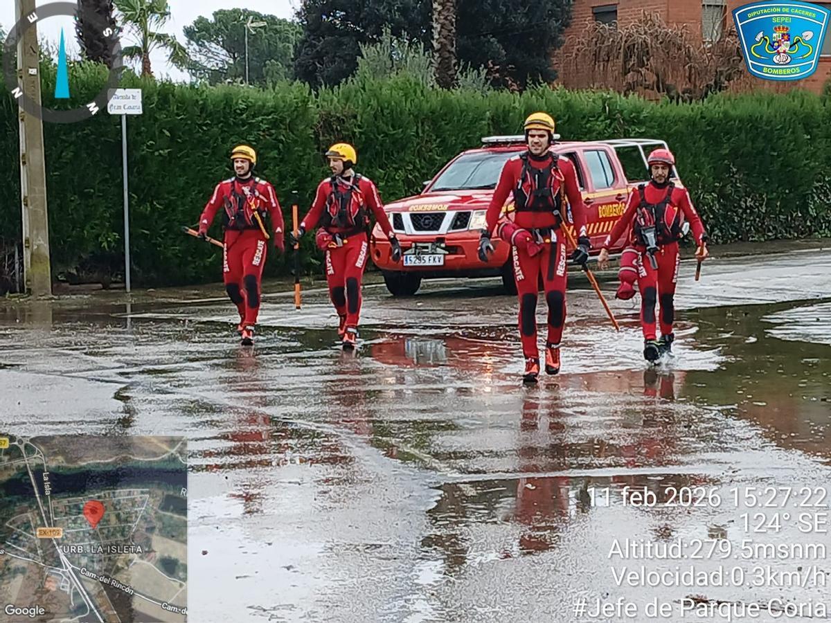 Fotogalería | Nuevo desalojo en La Isleta por la crecida del Alagón en Coria Fotogalería | Nuevo desalojo en La Isleta por la crecida del Alagón en Coria