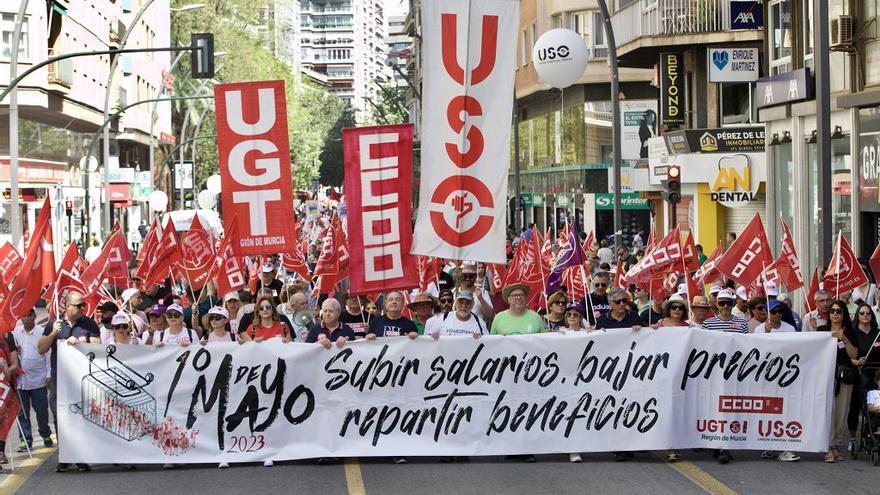 Las imágenes de la marcha del Primero de Mayo en Murcia