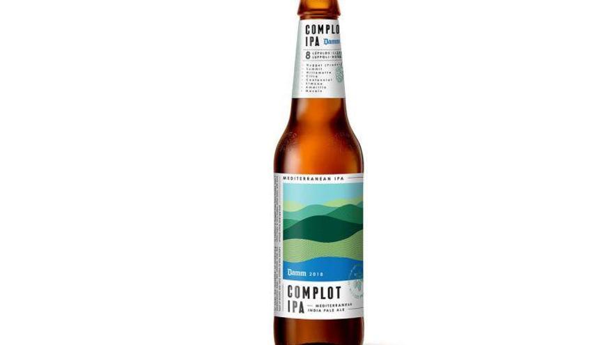 Damm lanza la cerveza Complot, la primera IPA mediterránea