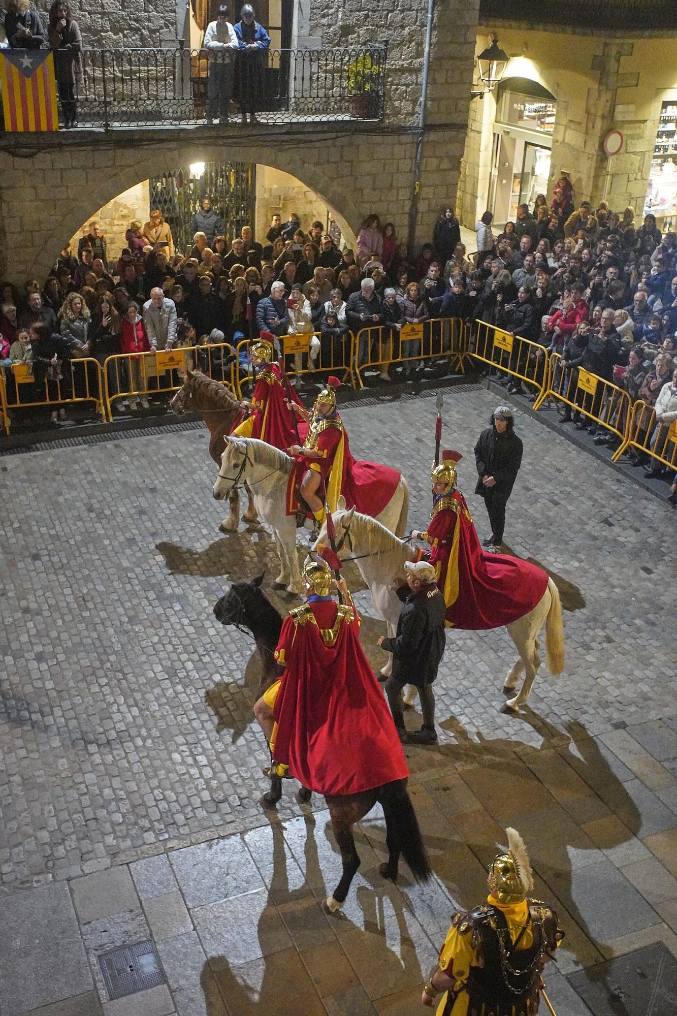 Els Manaies de Girona entreguen el Penó a Joan Alenyà