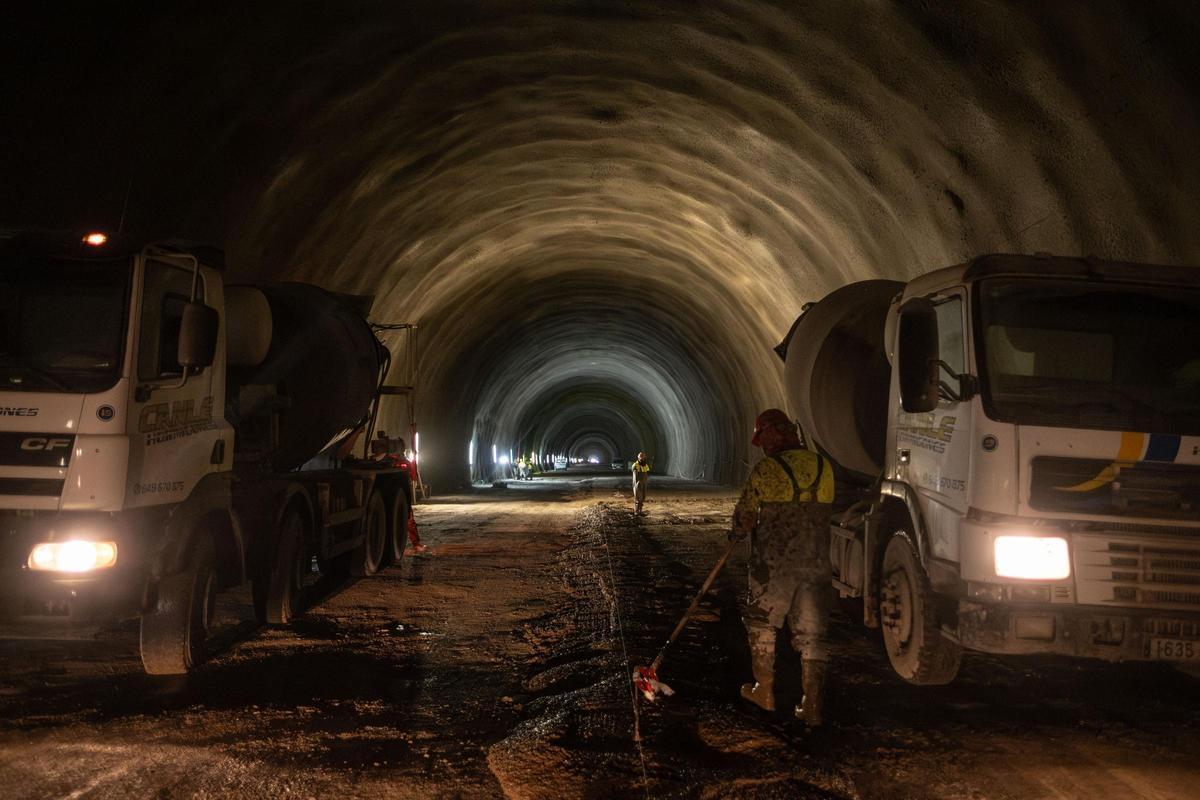 Imágenes del túnel de Erjos en el Anillo Insular